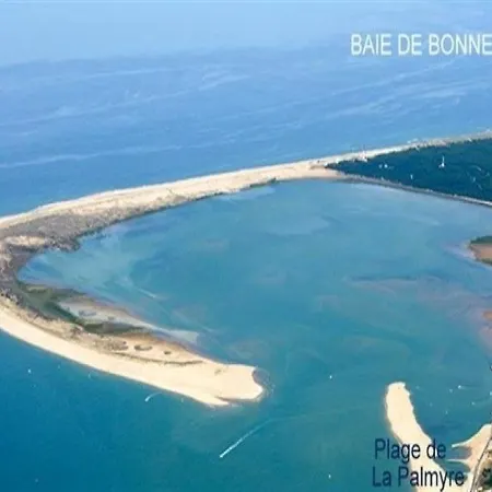 Le Hameau De Talaris Apartmán *